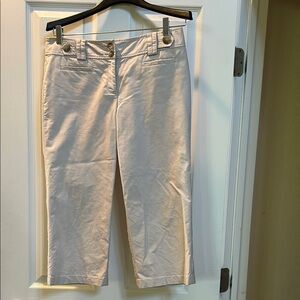 Ann Taylor Light Beige Cropped Pants